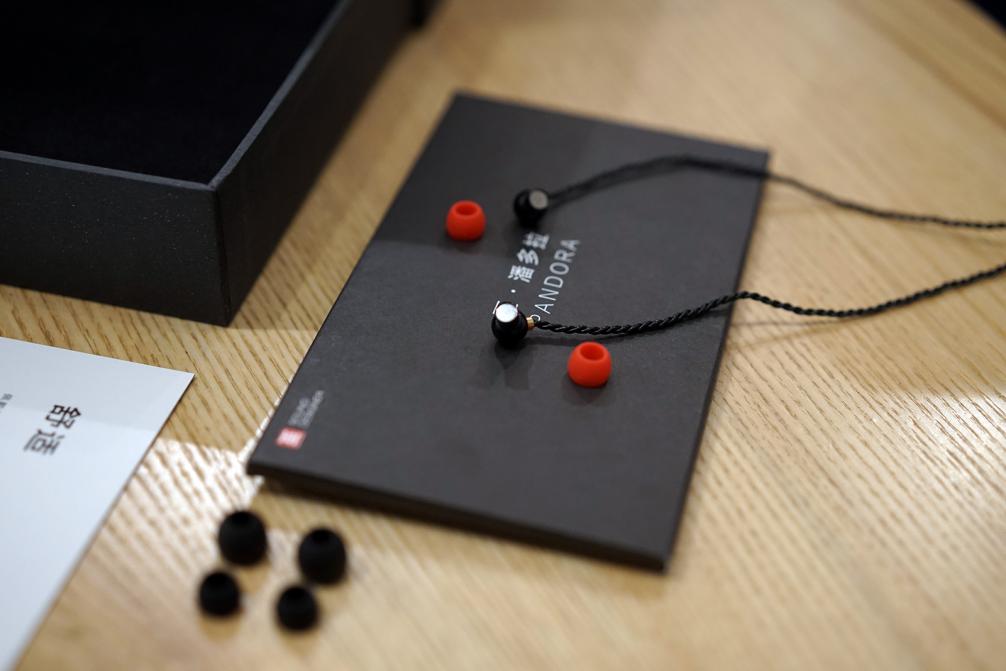 品质耳机竟如此娇小优雅，巫潘多拉成为女性用户新宠