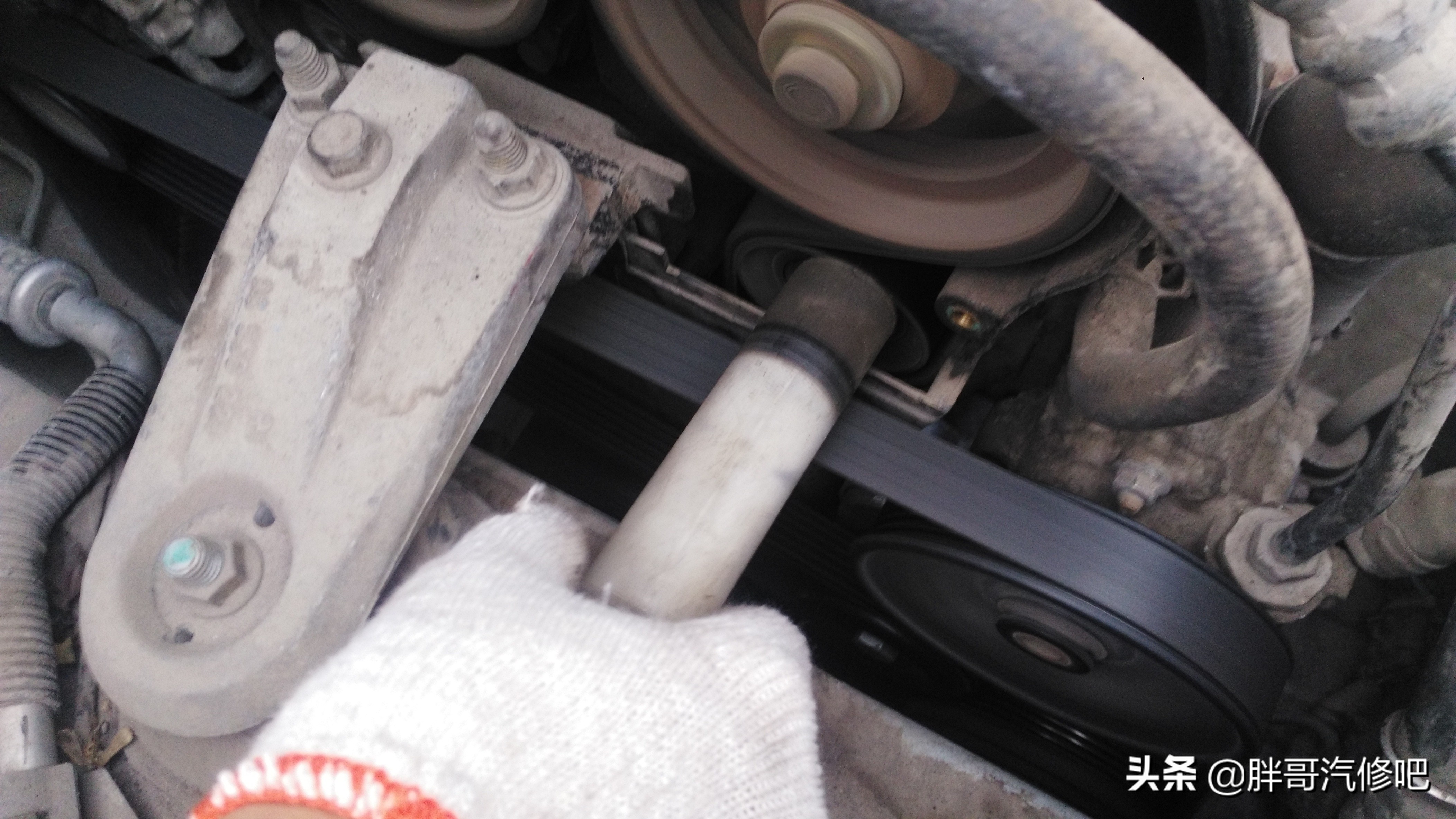 发动机异响最有效的解决方法,判断发动机异响最简单的方法