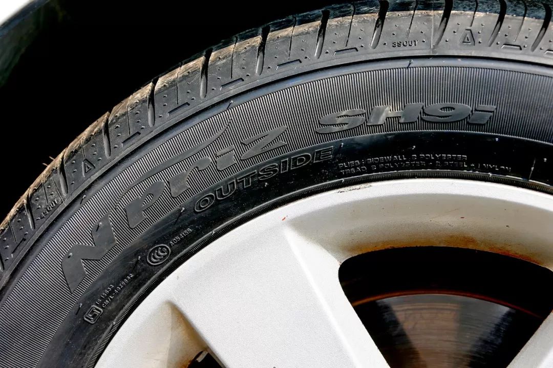 耐克森sh9i带不带轮毂保护,哪款车配的耐克森sh9i轮胎