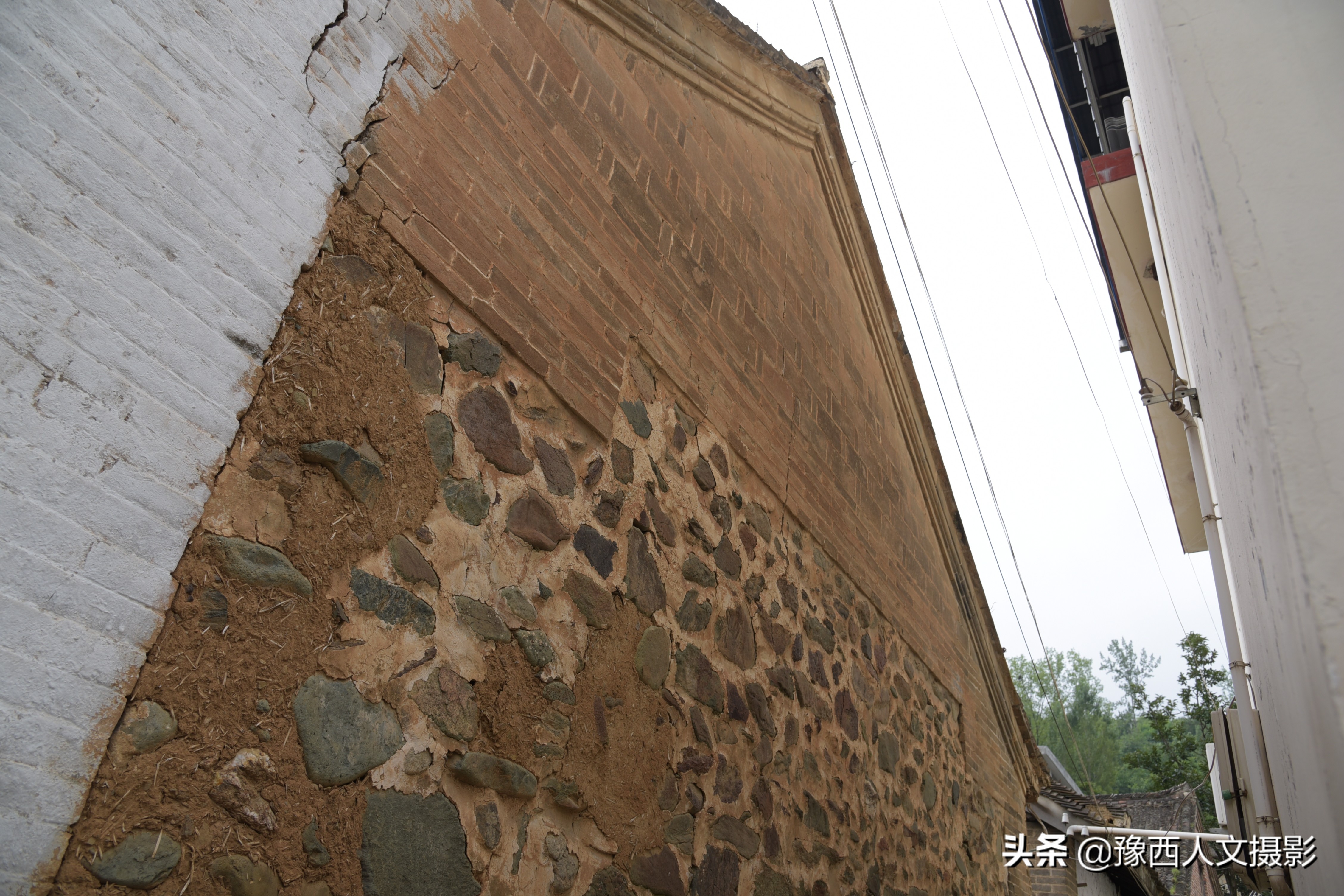 河南大叔供销社里卖货55年,一担两筐走遍全乡,商店模样70年没改