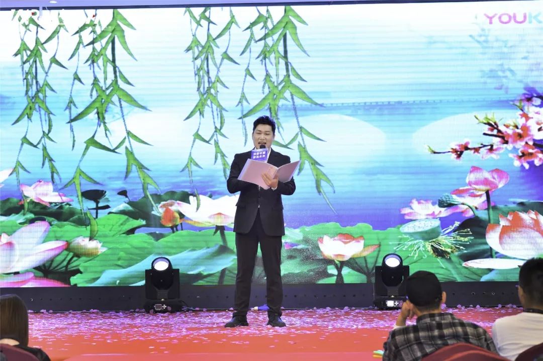 “筑梦华娱,致远未来”时代华娱第十一月总结大会