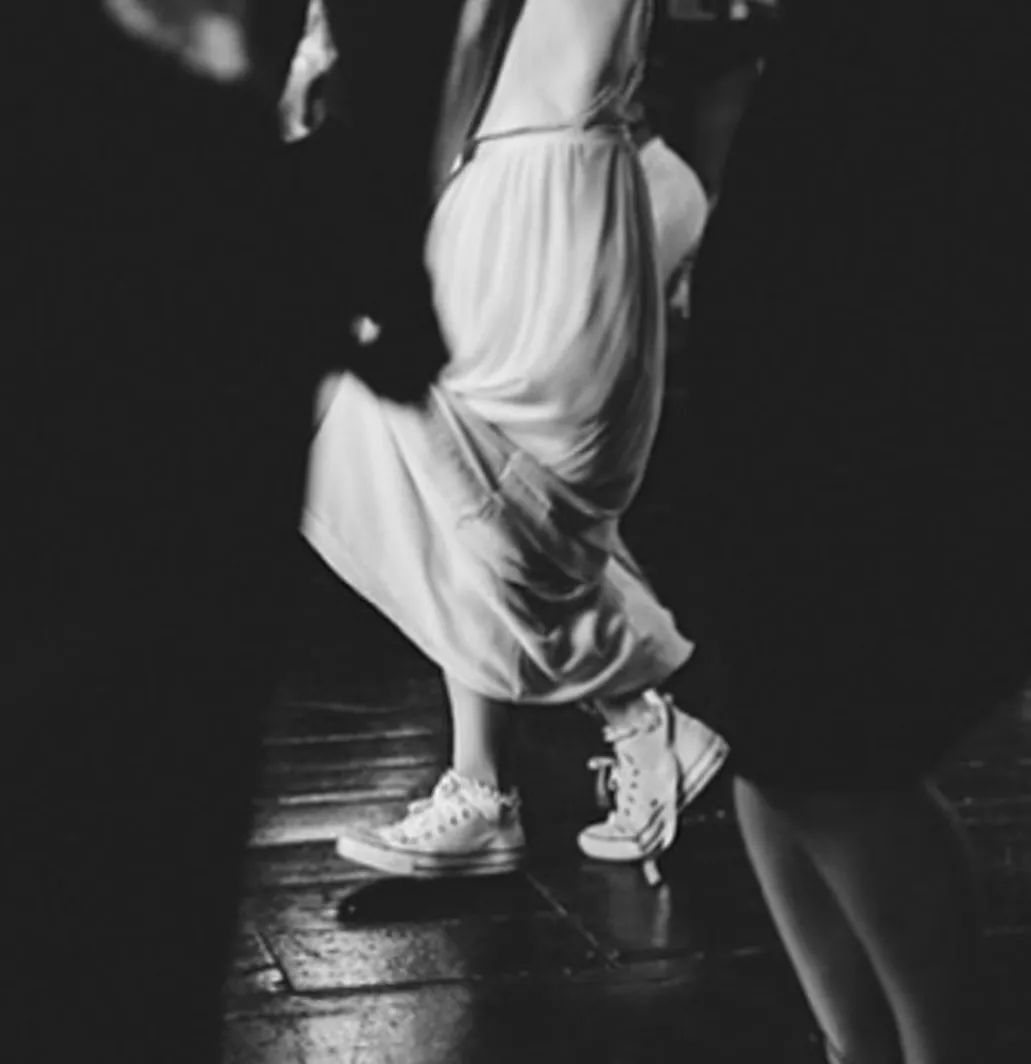 婚纱搭出时髦感｜不到百元的6件单品，手把手教给你