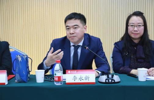 母亲借他3万元创业，如今赚得600亿身家，这位北大学子不简单