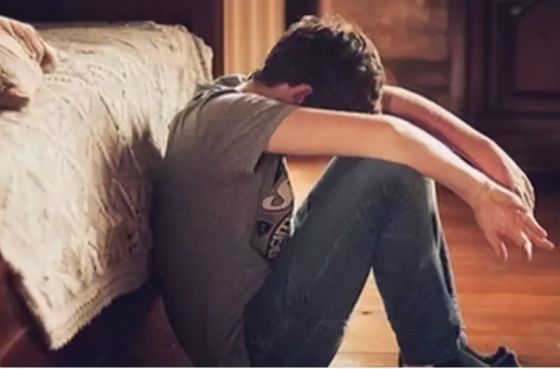 为什么有女朋友了还会出去玩,为啥有女朋友还打游戏