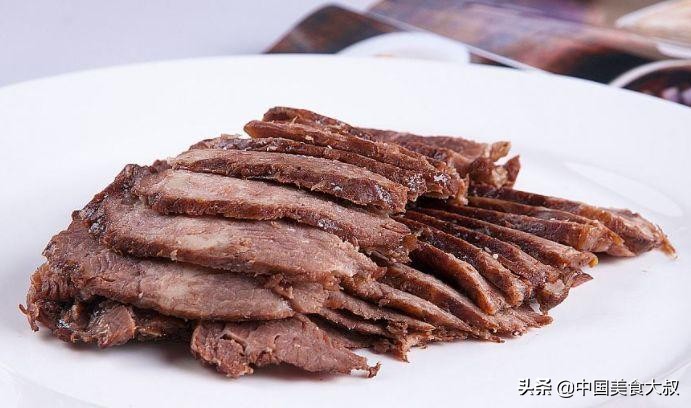 如何使卤出的牛肉回味更好？怎样才能有效避免牛肉一切就碎?