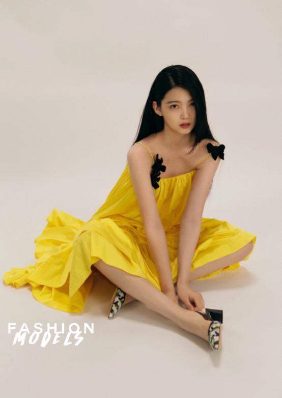 李熙凝棒球服粉色,李熙凝最惊艳的短发