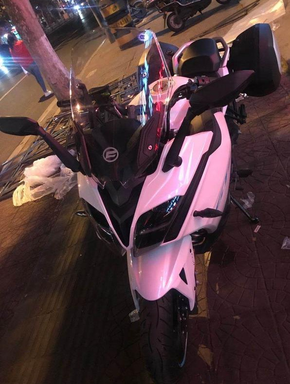 再三思考选择放弃,春风650mt跟凯越500哪个好