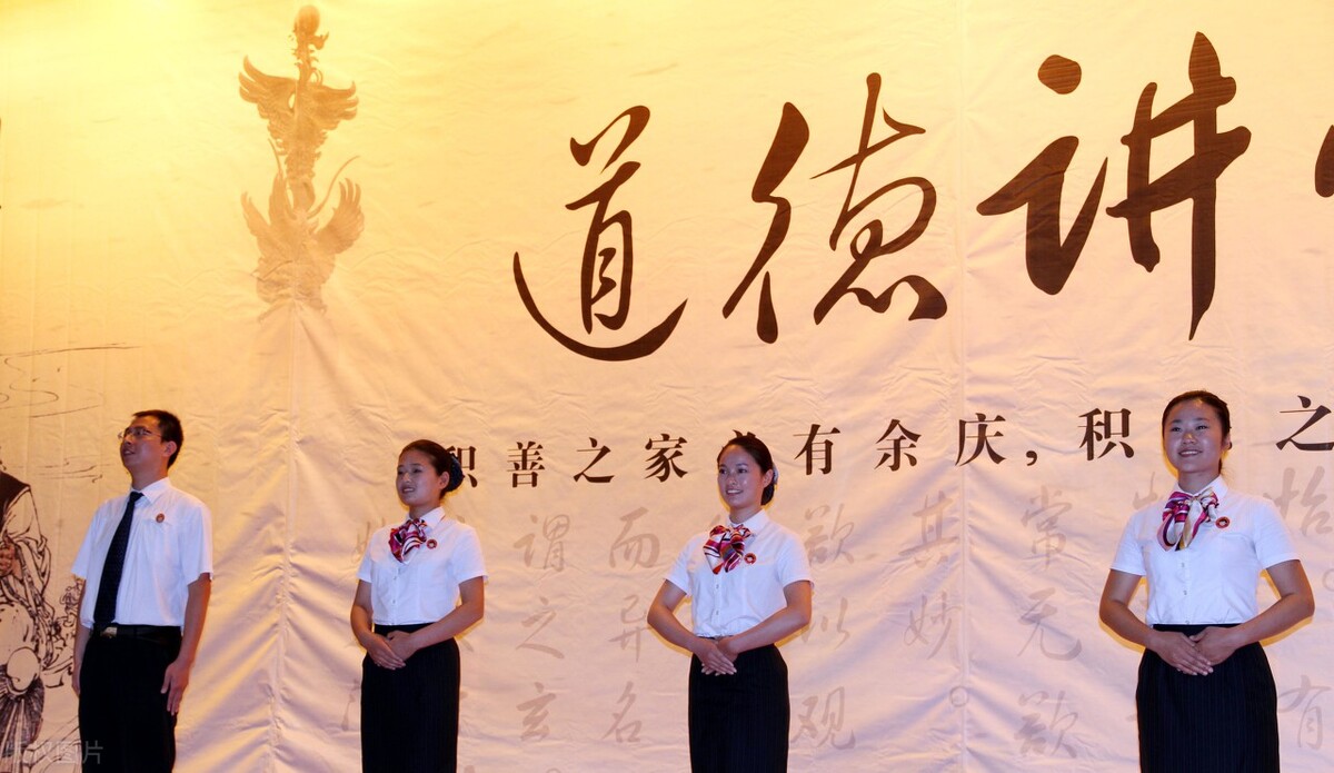 散文诗：不齐家，以何行天下？