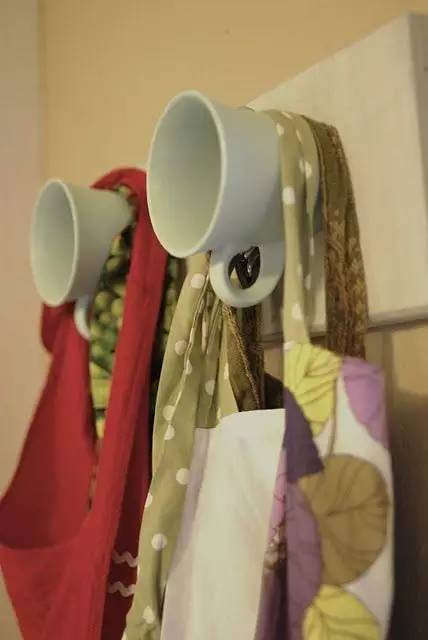 杯子手工改造,手工装饰自己的玻璃杯