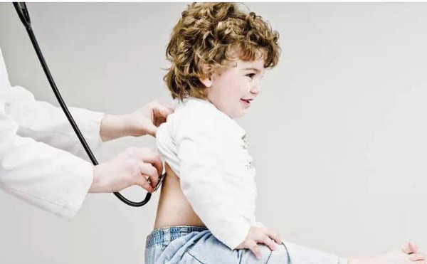 孩子咳嗽一直反复不好怎么办,小孩反复发烧38-39还咳嗽什么原因