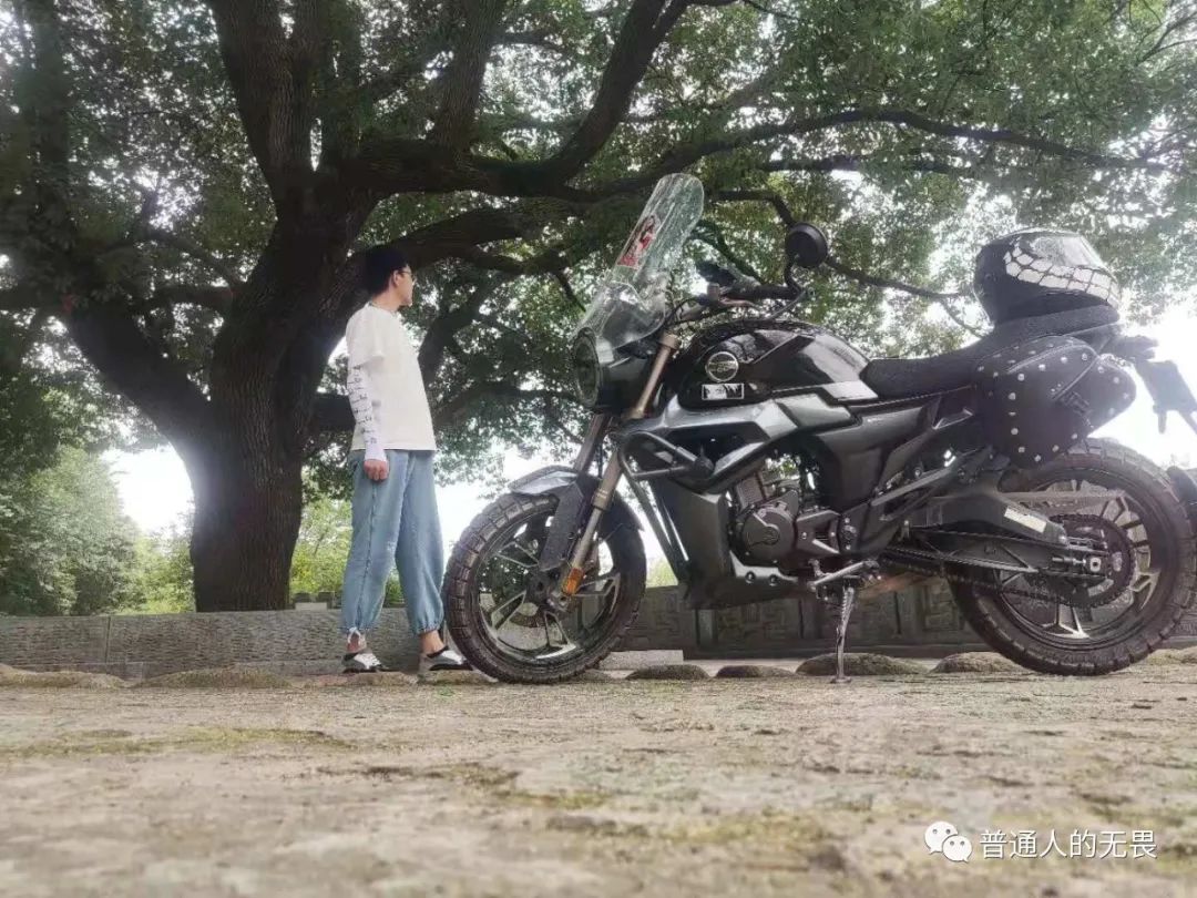 摩托车入坑技巧视频,新手入坑一万以内的摩托车