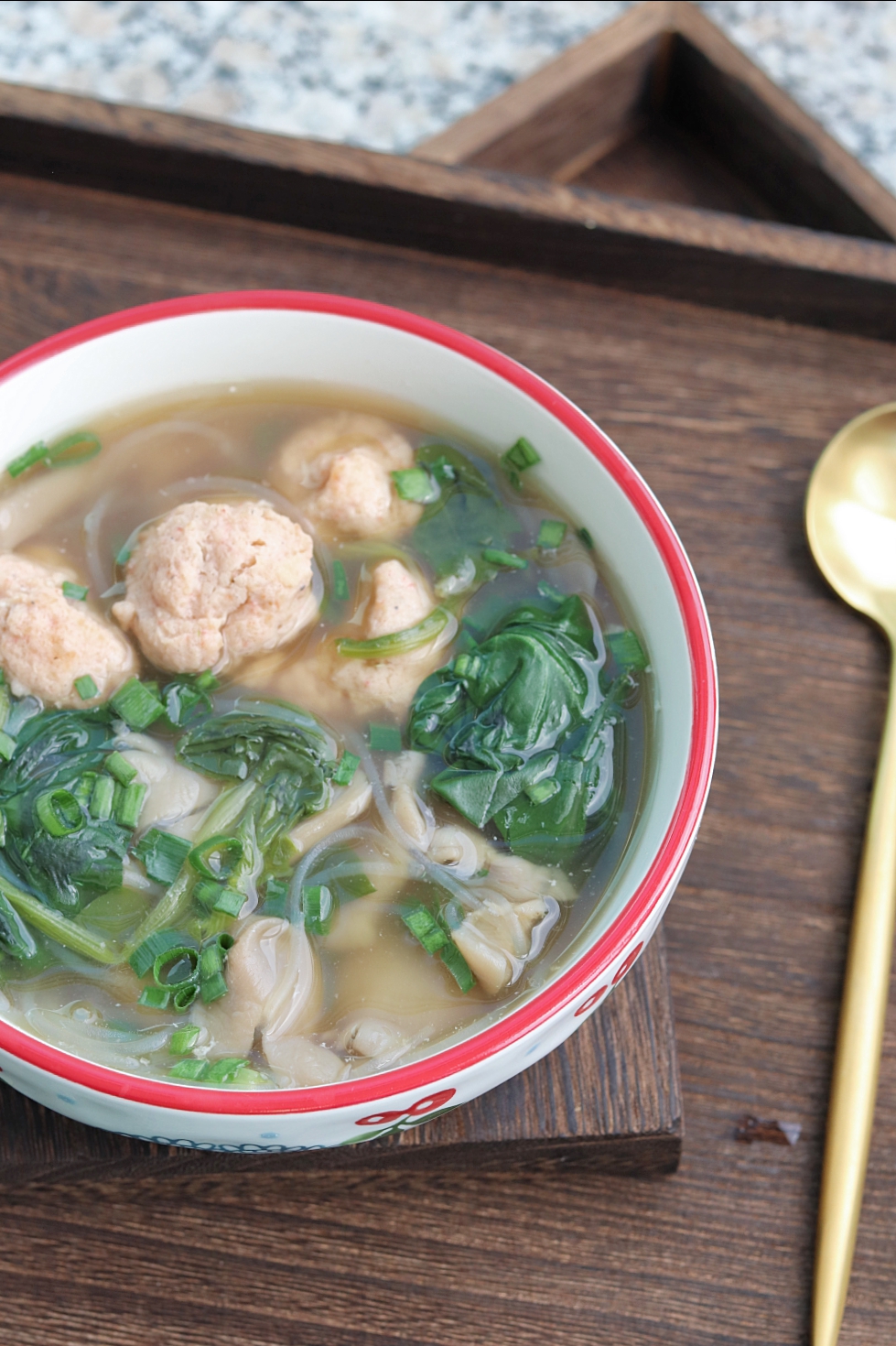 虾滑菠菜汤做法步骤,虾滑菠菜汤正宗做法