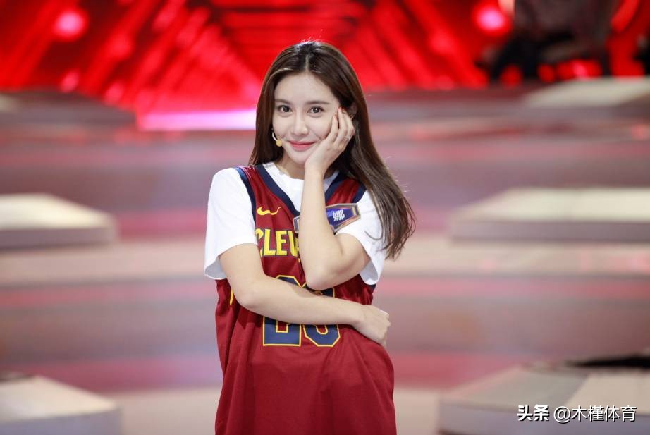 腾讯体育美女主持有哪些,腾讯体育nba十大女主播