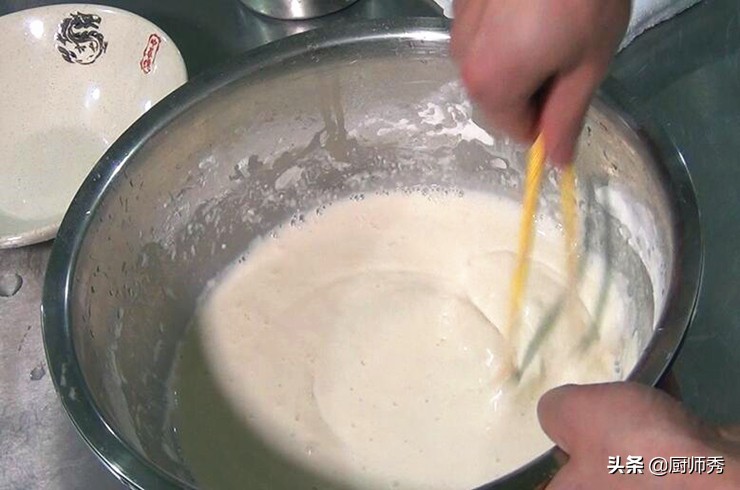 烙馍怎么和面又软又筋道视频,如何做烙馍好吃又简单