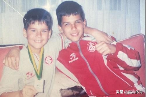 安菲尔德的守护神,利物浦雷神谁厉害