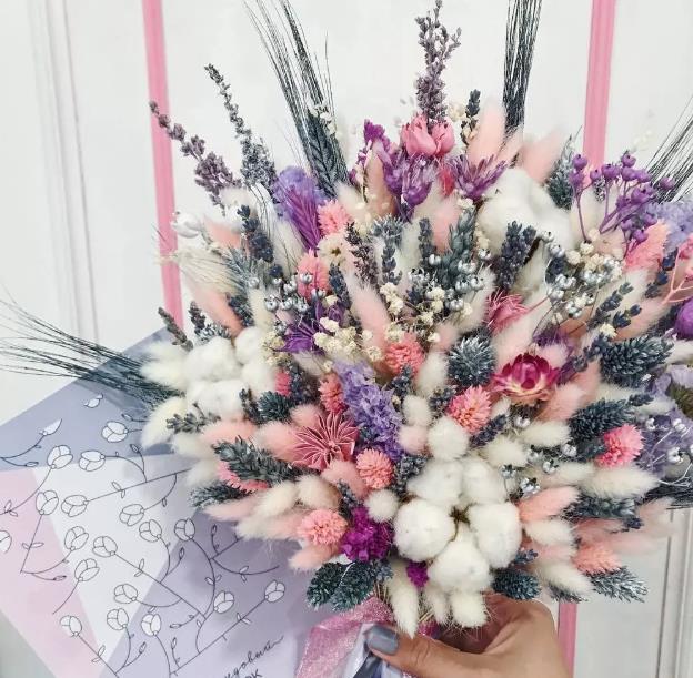 兔尾草永生花制作,兔尾草花束制作