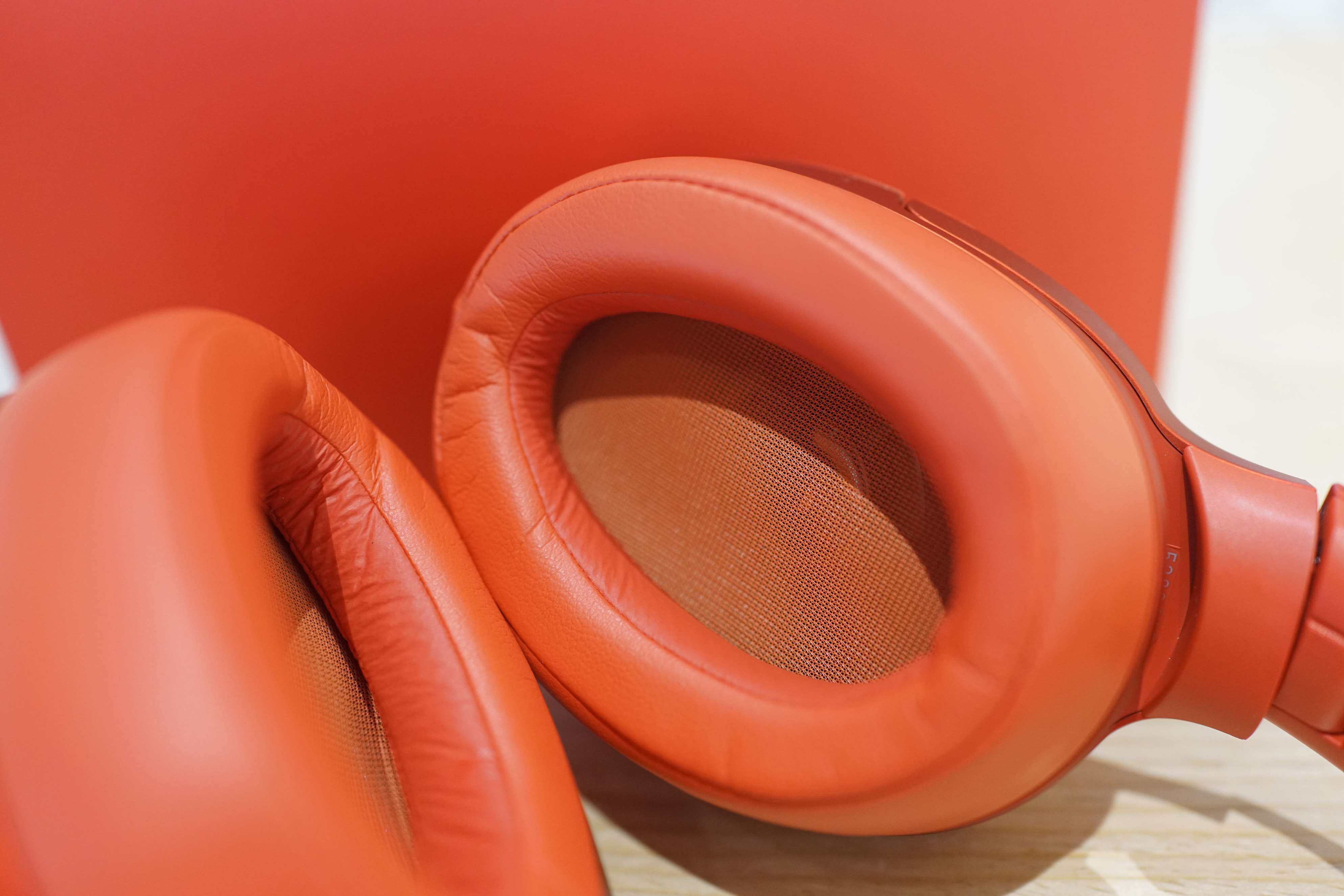 索尼耳机mdr100ap真假,索尼mdr100abn耳机套