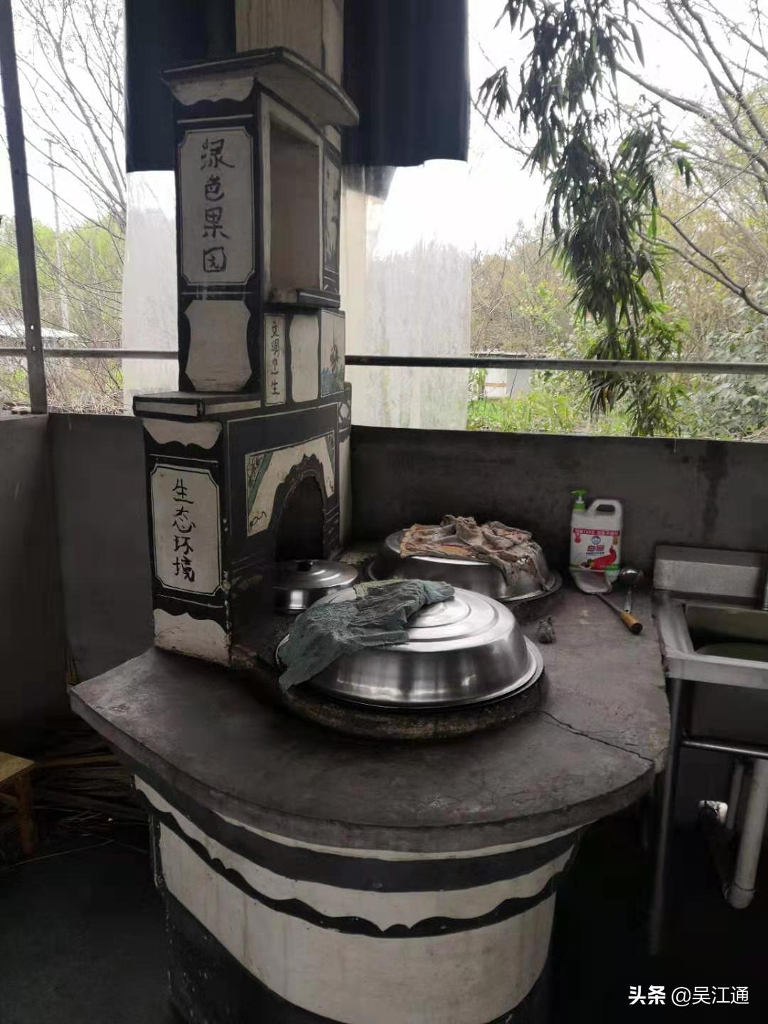 土灶的炊烟视频,一根柴火缕缕乡愁