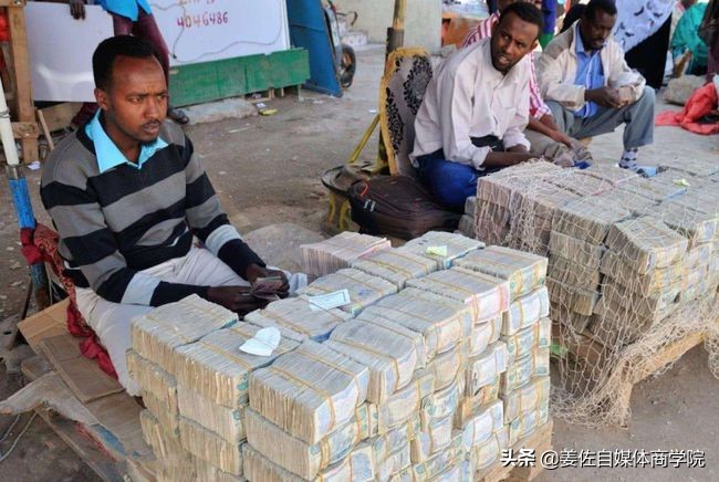 德国人喝啤酒多厉害,德国人喝啤酒一次喝多少