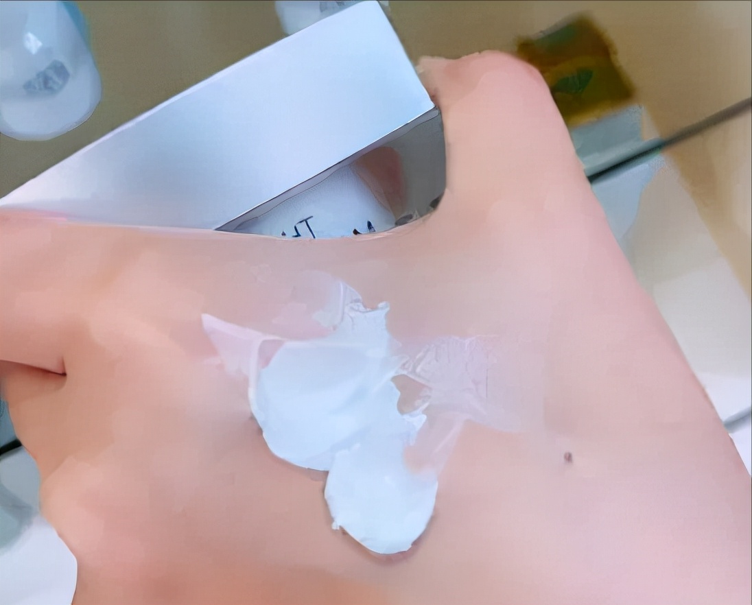 韩国德媄娜美白素颜霜-裸妆肌