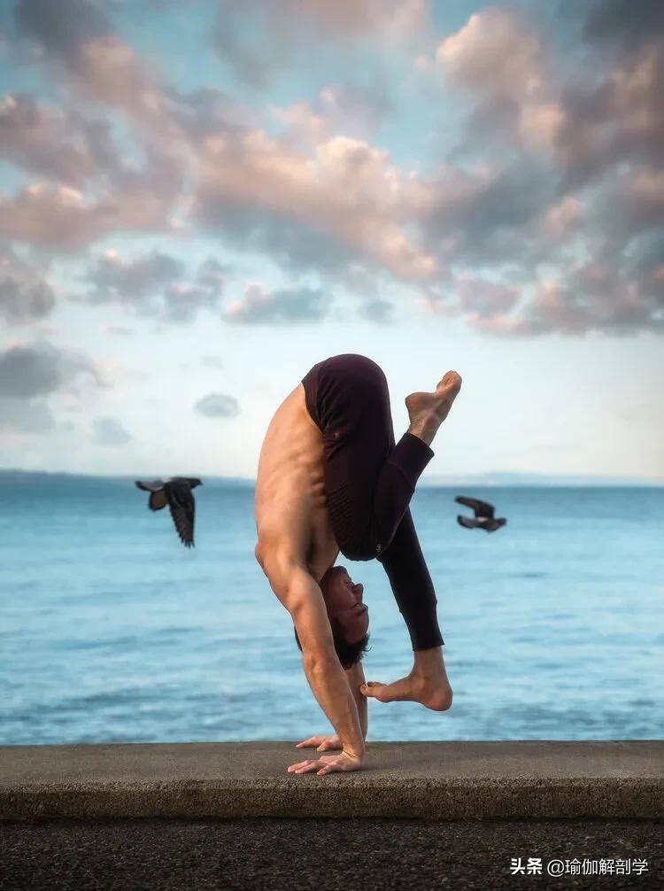 瑜伽能提升肌肉男的灵活性吗,肌肉男练瑜伽会减少肌肉么