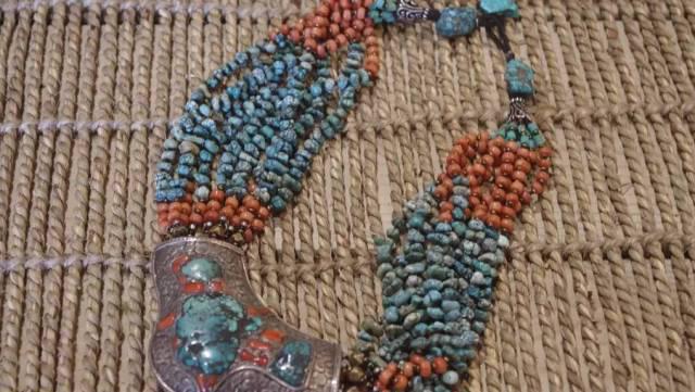 蒙古族为何对银首饰情有独钟,蒙古族为啥喜欢戴银饰