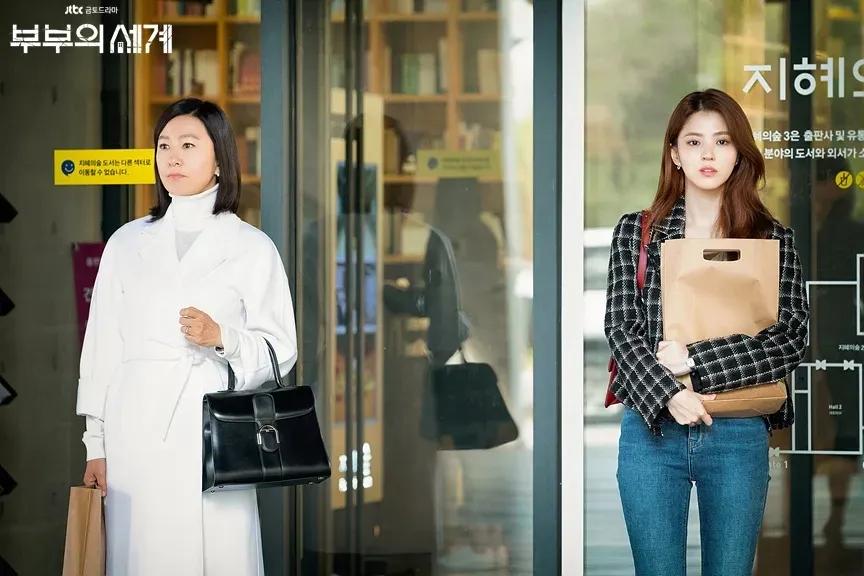 世上怎么有这么讨厌又这么美的女二？居然还这么种草