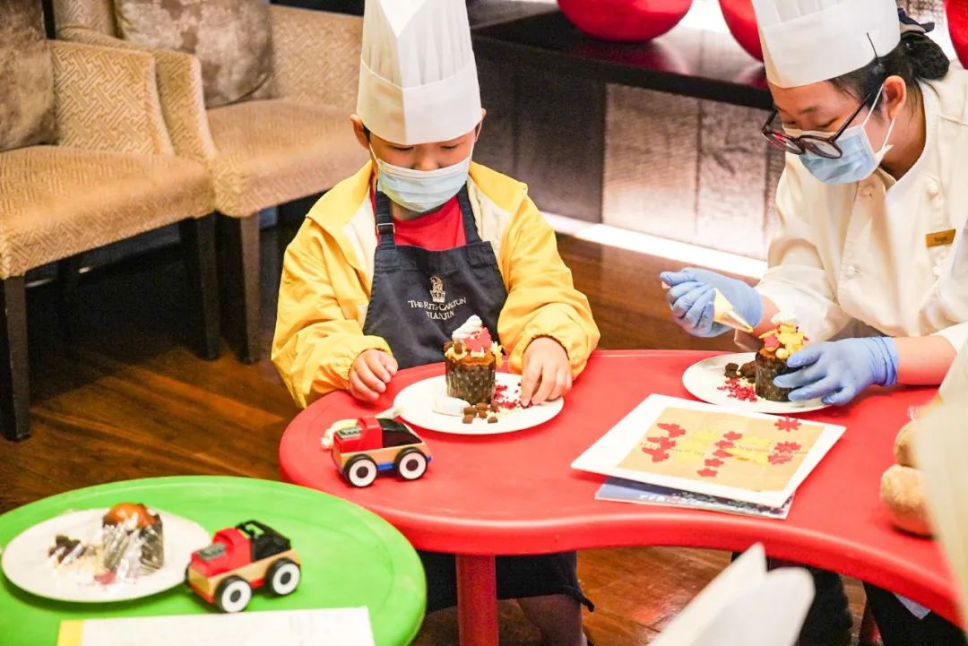 不到两千就能住天津丽思卡尔顿？还能随便吃？这样的羊毛不多了