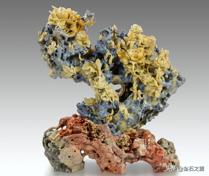 青田石是叶腊石吗,青田石和叶腊石