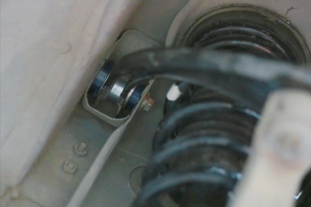 怪兽汽车翻新地址,怪兽修车翻新奥迪q7