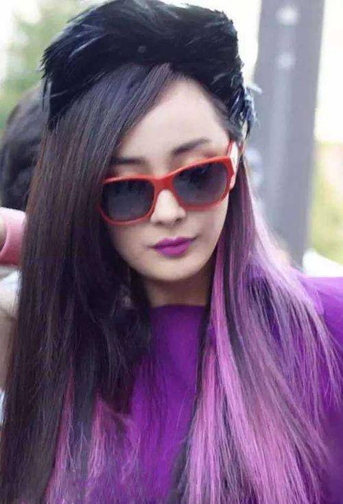 为什么有些人化妆反而显老显黑,50多岁的女人怎么化妆不显老