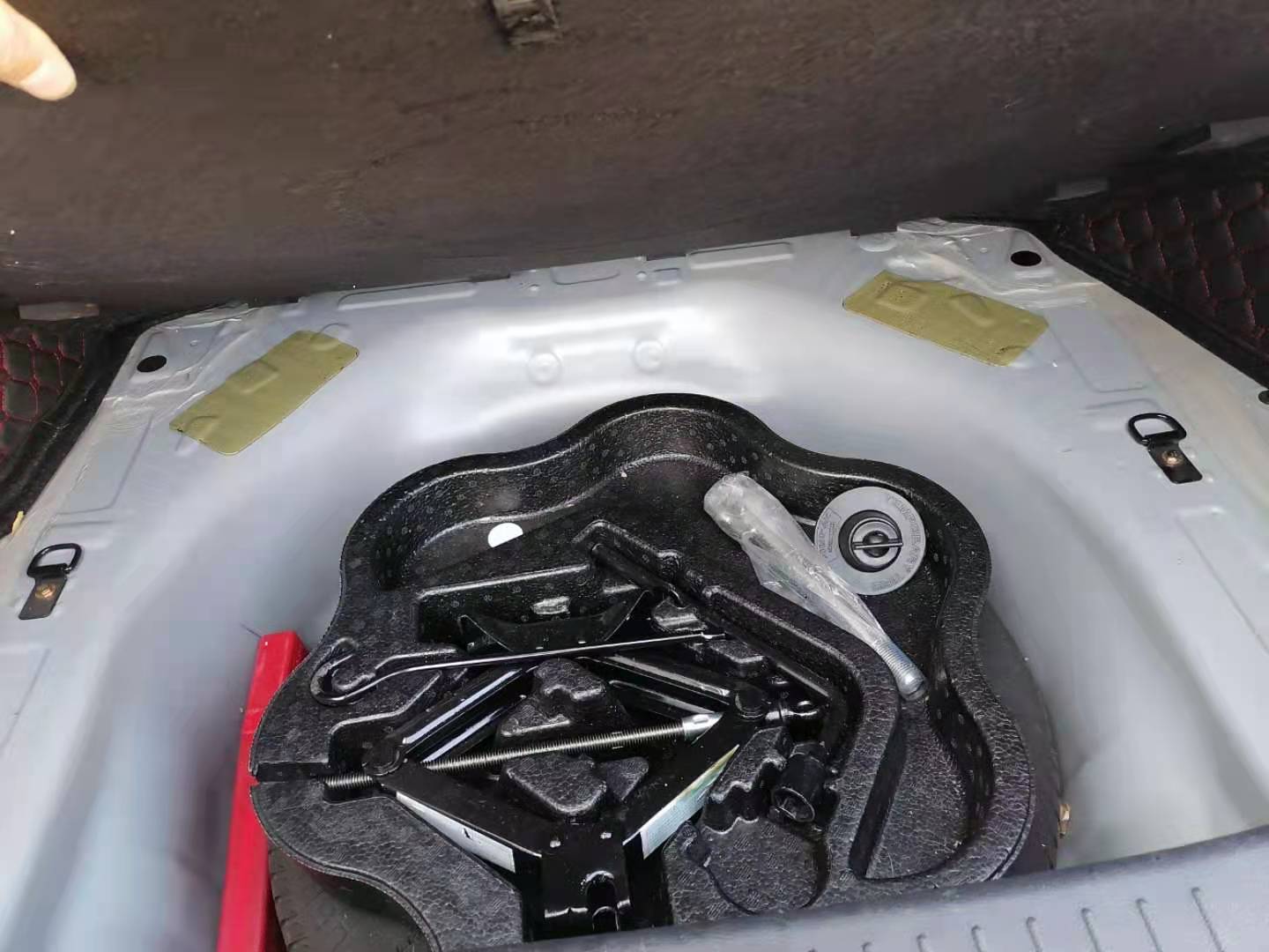 胖哥喜提星途,胖哥喜提爱车