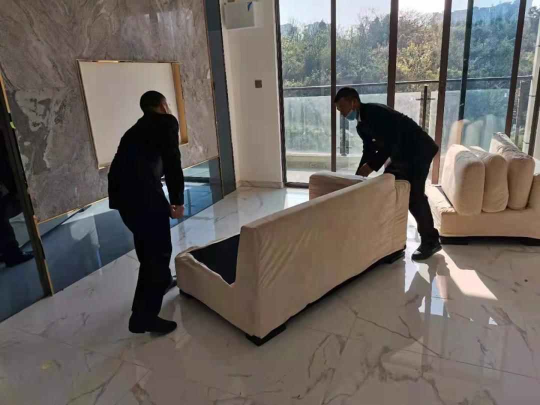 业主说温暖明亮的房子,业主感叹住小区的感受