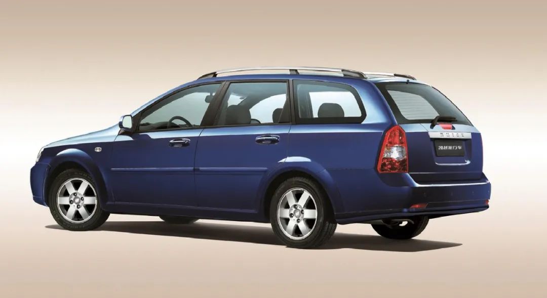 坦克300全新版本抢购,赛博坦克300回头率