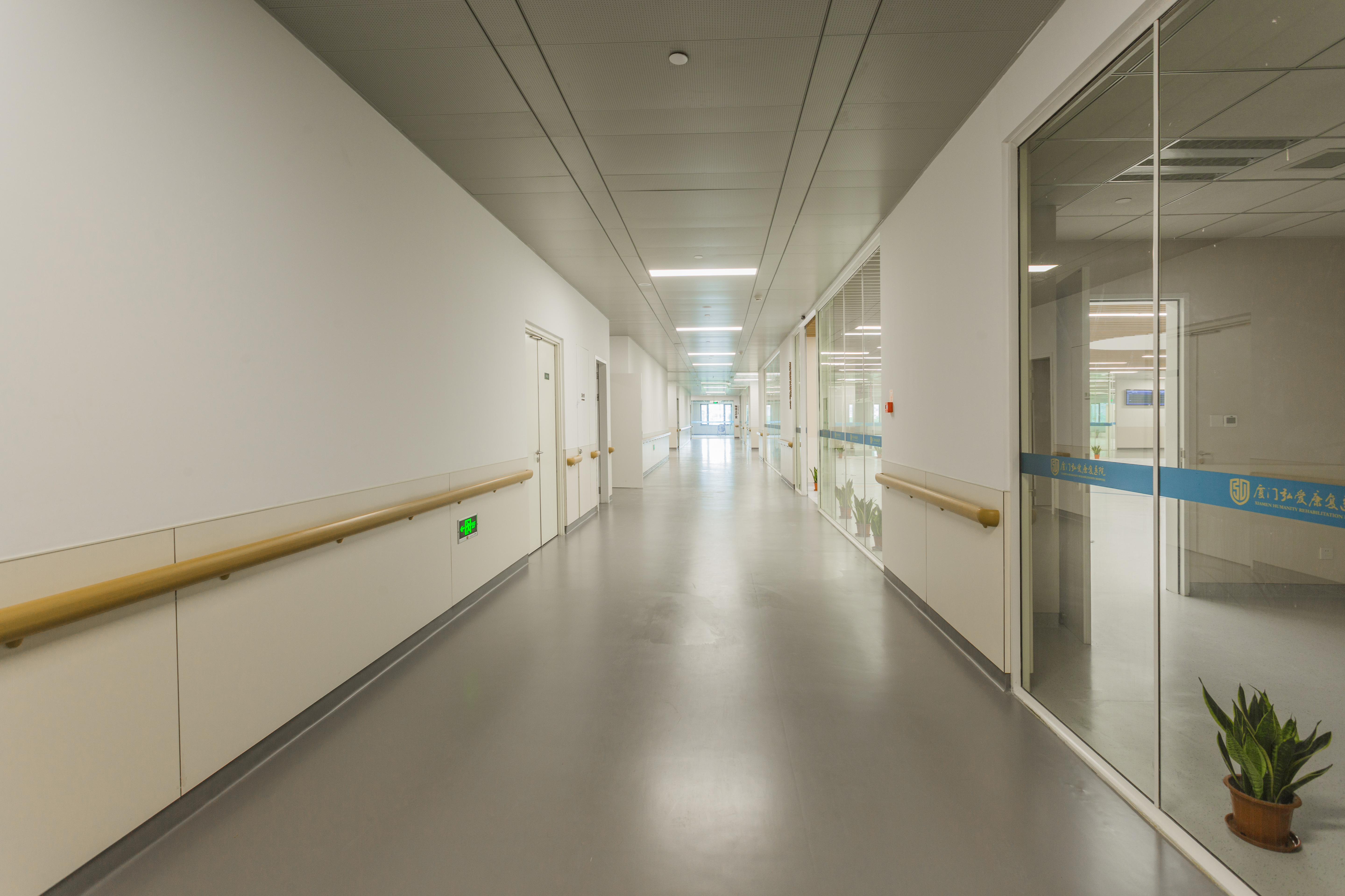 厦门弘爱医院院长,弘爱医院架构