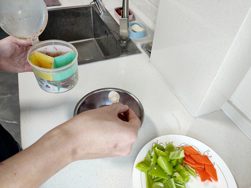 小米有品电煮锅涂层,小米有品真正的不粘锅