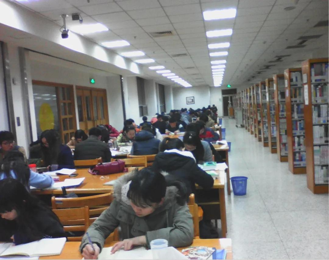 图书馆能遇见一场美丽的邂逅吗,图书馆治愈自己的好地方