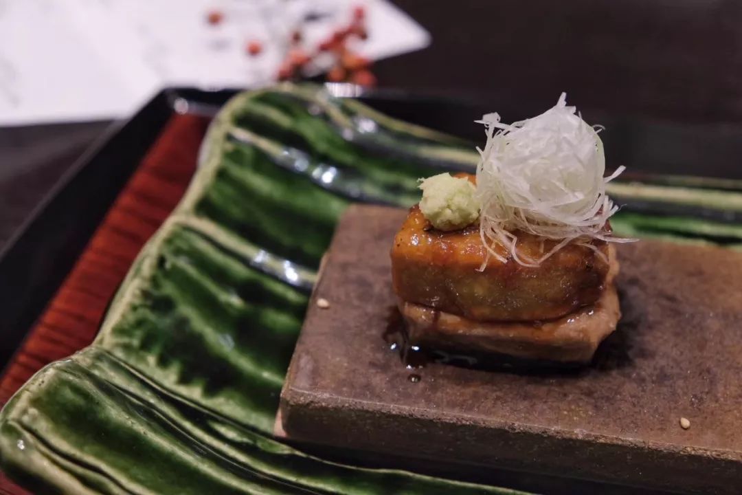 上海最贵的十大顶级餐厅排名,体验亚洲最贵的上海餐厅