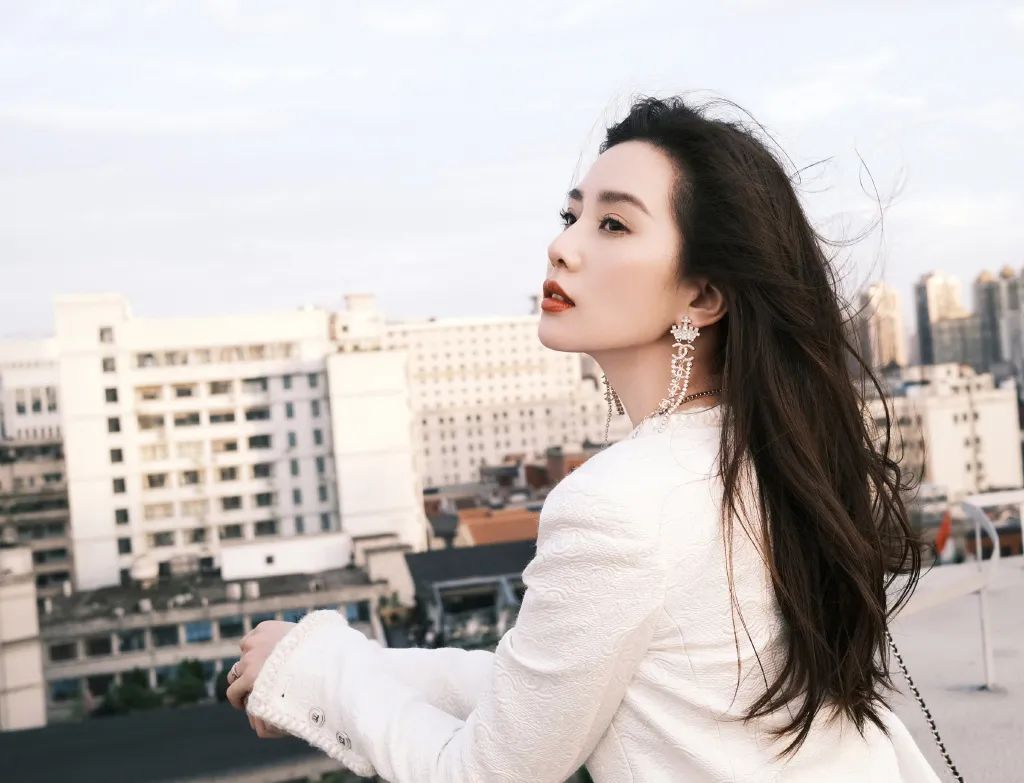 皮肤白不白无所谓，别再暗沉了可以吗？