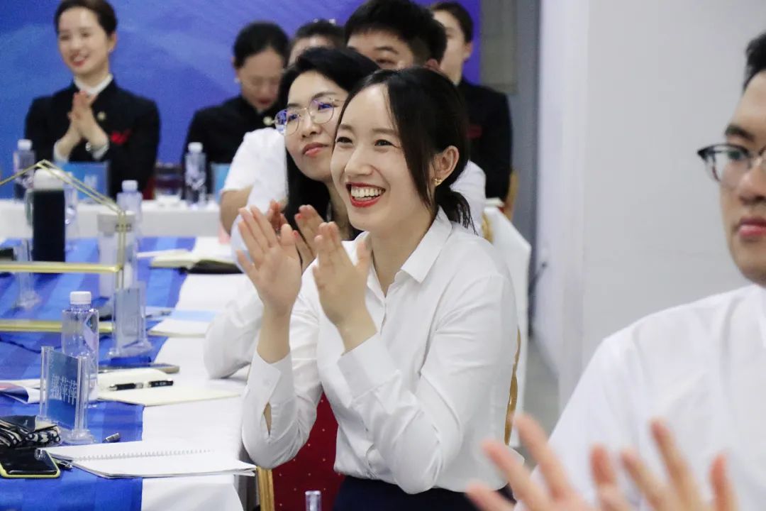 银行工作有绩效吗,银行要持续提升专业化服务水平