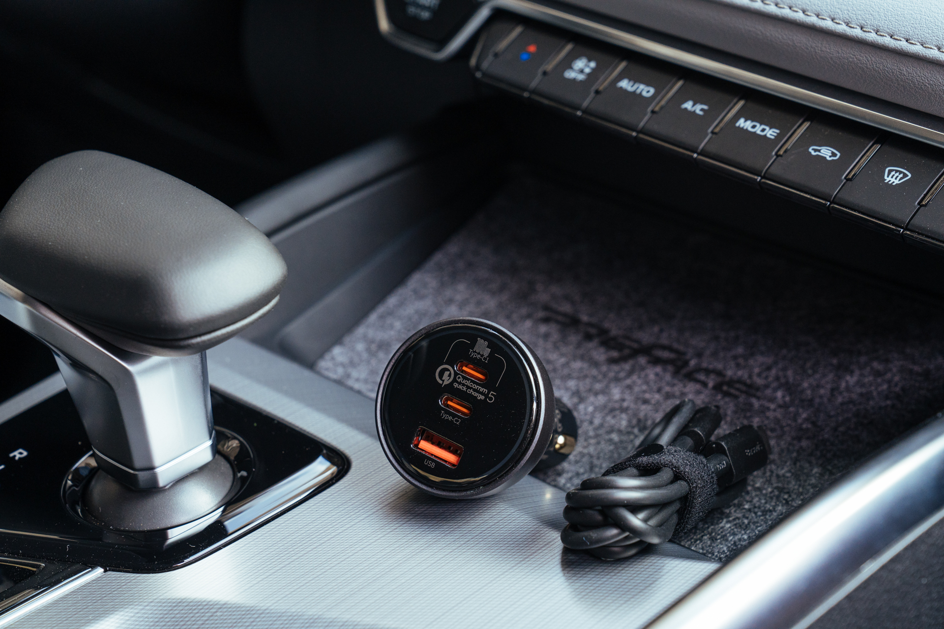 国庆自驾出行全能核电站:倍思160W三口QC5认证车载充电器评测