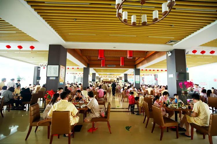 新盈泰生态温泉度假村天气,新盈泰温泉度假村夜场