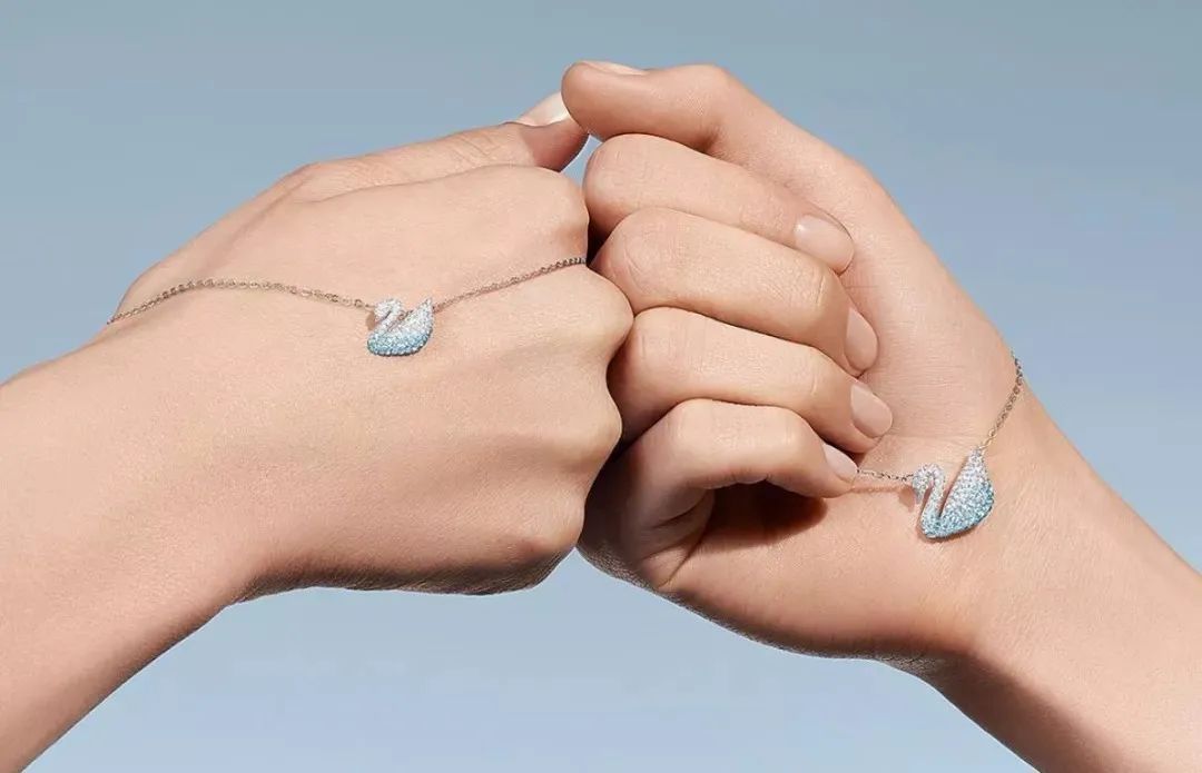 气质女生饰品,气质女神都戴这几种首饰