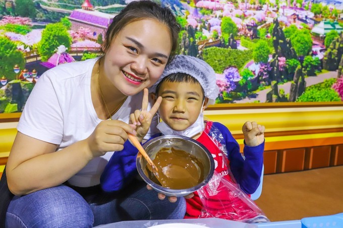 巧克力王国英德景区攻略,旅游攻略巧克力小镇