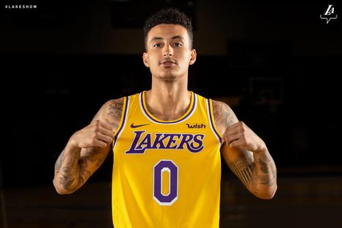 76人23赛季复古球衣,76人17-18赛季球衣展示