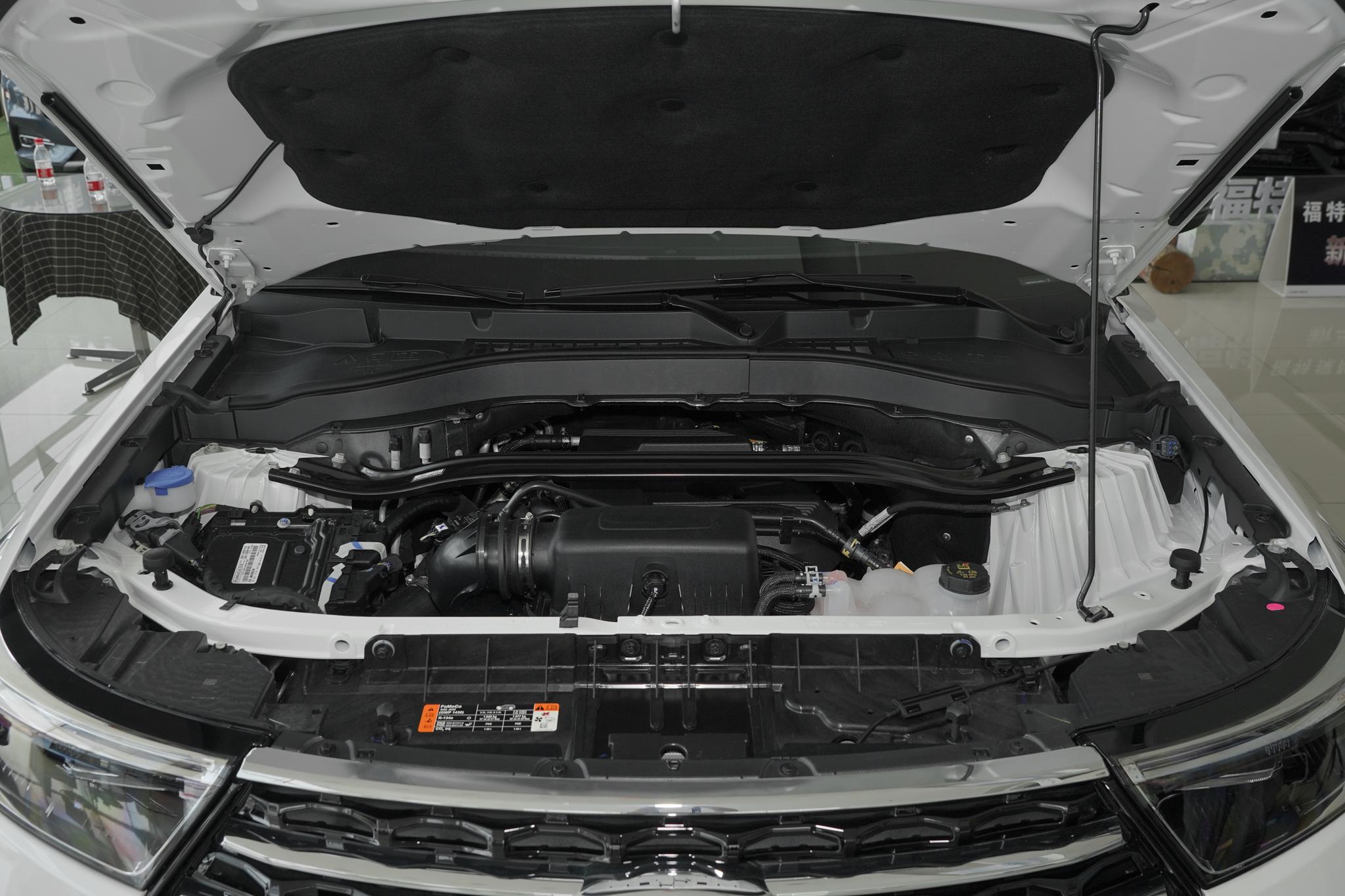 自驾游买SUV,选这3款不会错,3.0T配全时四驱,动力足空间大