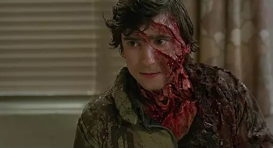 美国狼人变异过程,美国狼人在伦敦变成狼人的片段