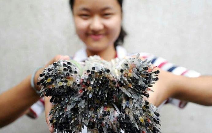 为什么00后消费越来越理智,学生党为什么爱买笔