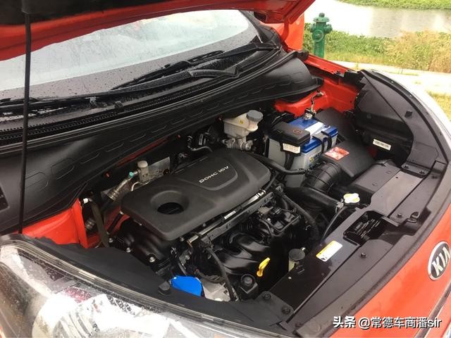 起亚kx32016红色,起亚kx3红色