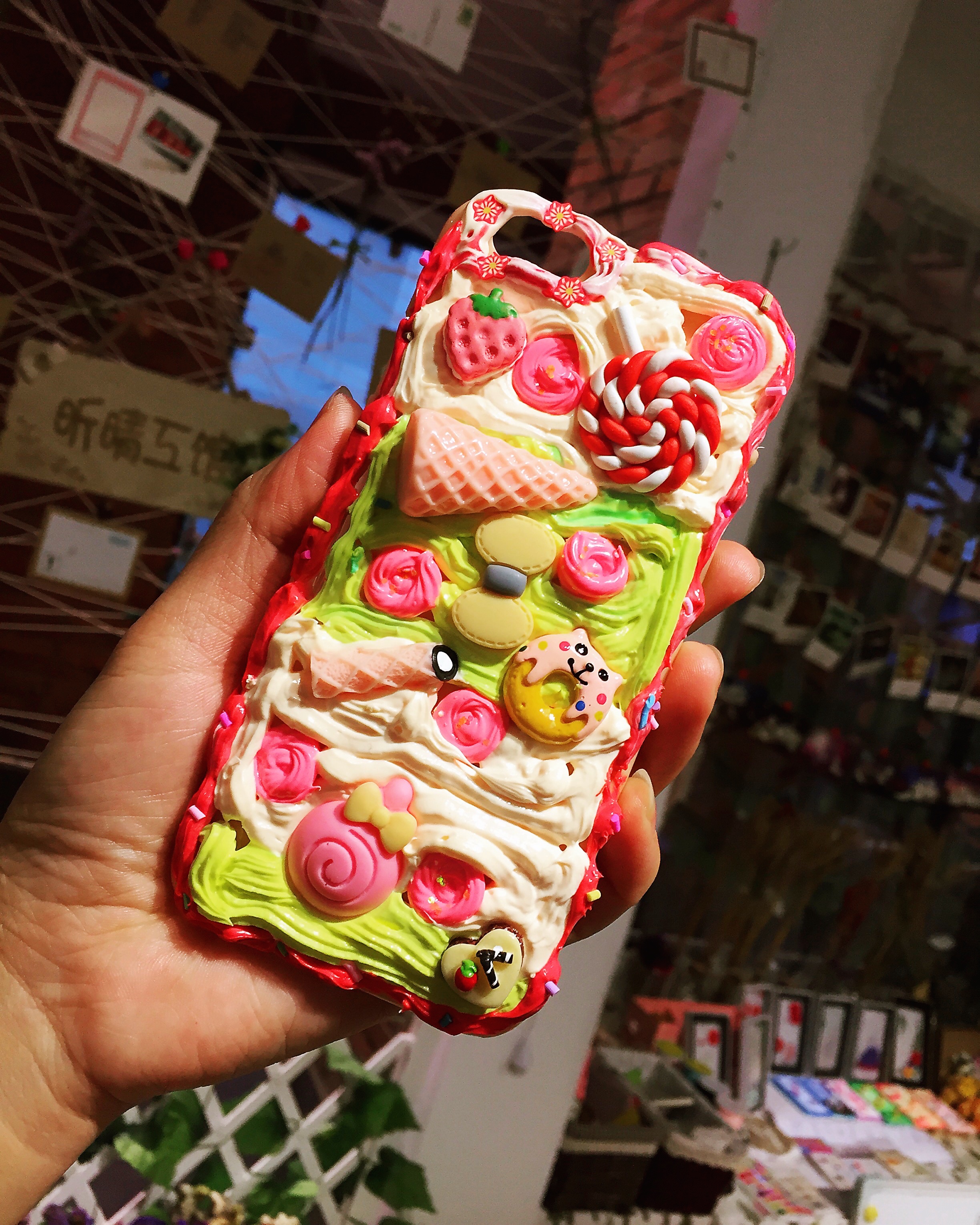 适合成人的diy手工手机壳,最近很火的手工手机壳